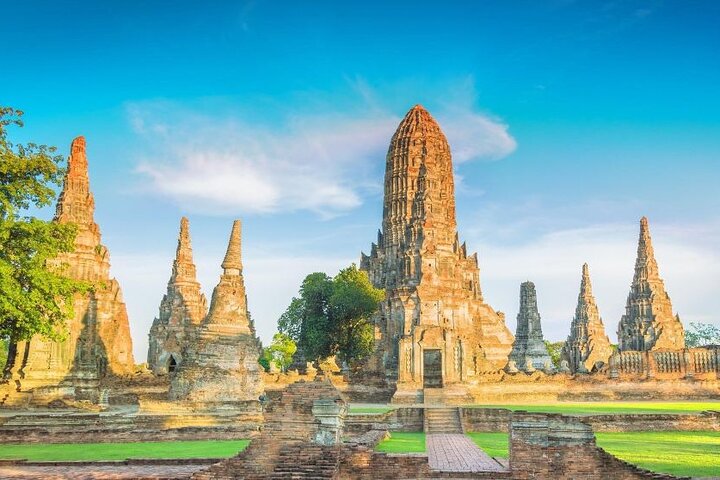 Ayutthaya Guided UNESCO Heritage Tour Including Lunch & Transfers
