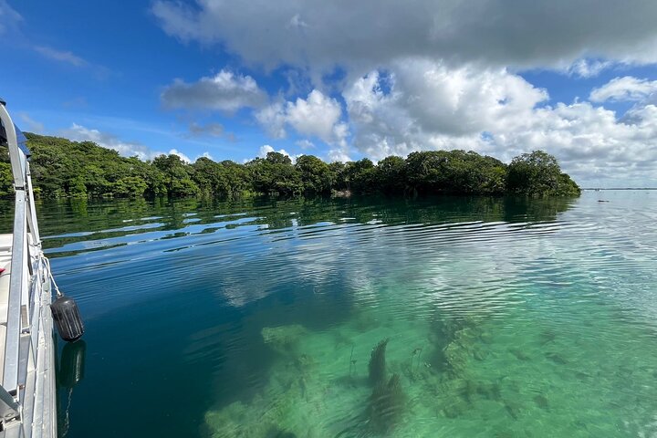Bacalar Seven Colors Lagoon Boat Tour