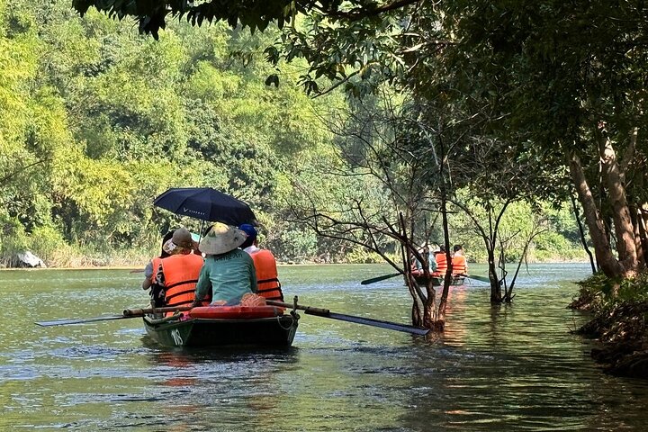 Bai Dinh Trang An Day Trip with Lunch, Boat Trip and Electric Car