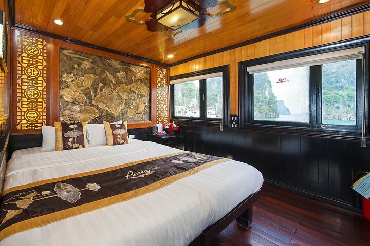 Bai Tu Long Bay Off-The-Beaten-Track Cruise on Boutique Boat 2D1N