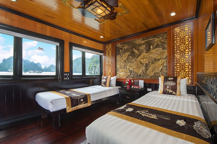 Bai Tu Long Bay Off-The-Beaten-Track Cruise on Boutique Boat 2D1N