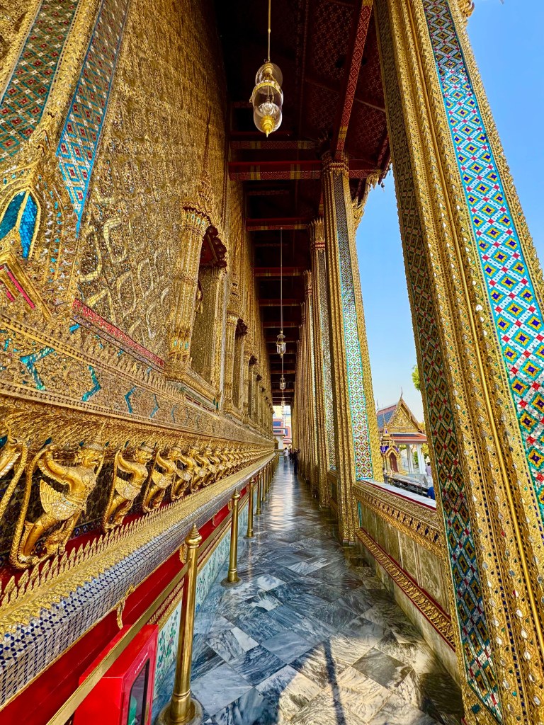 Bangkok: Grand Palace, Wat Pho and Chinatown Walking Tour (Shared Tour)