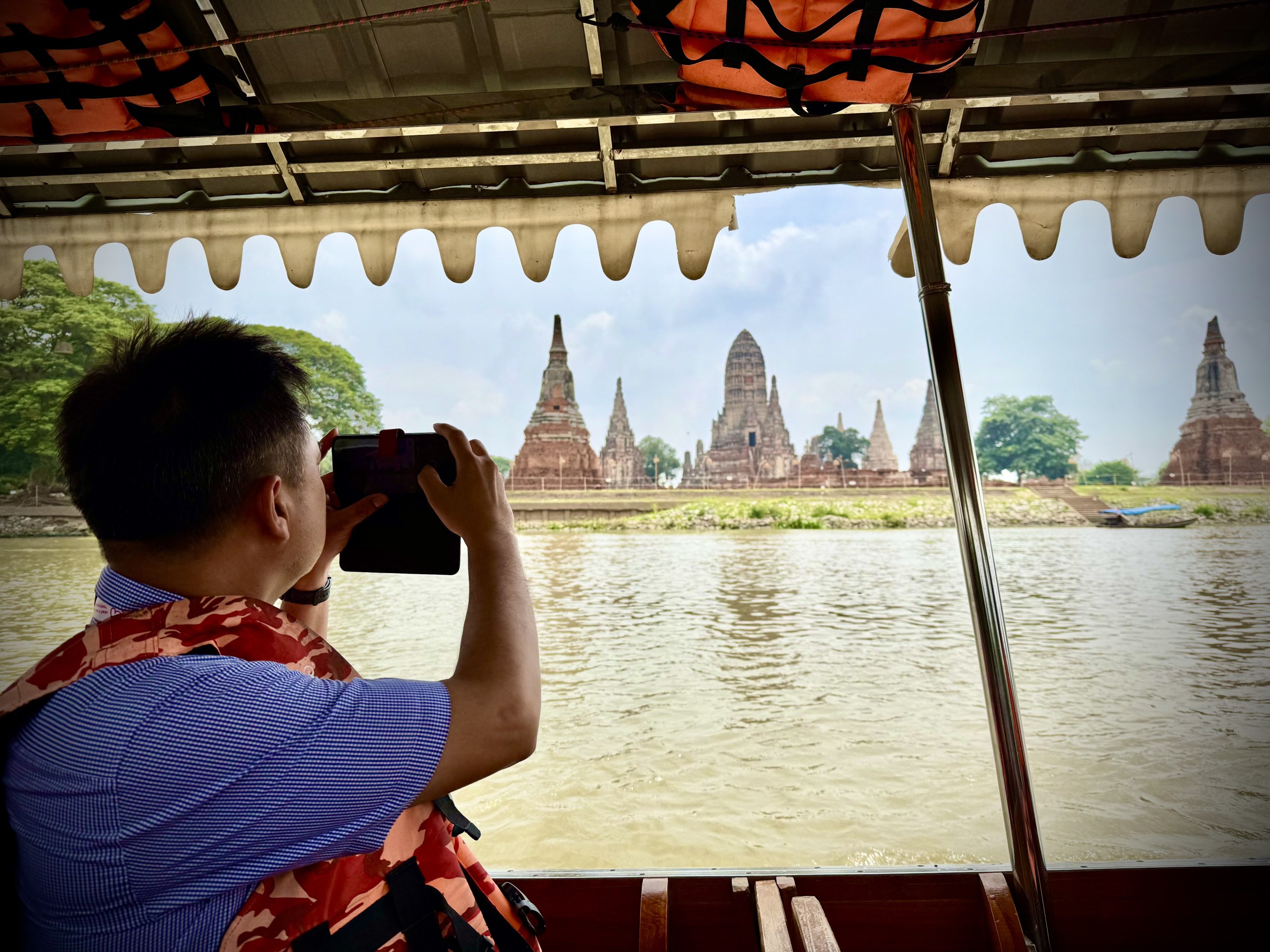 Bangkok with Hotel Pick-up one-way: Ayutthaya UNESCO Experience with Boat Ride and Tickets (Tour ends at Samyan Mitrtown Shopping Mall)