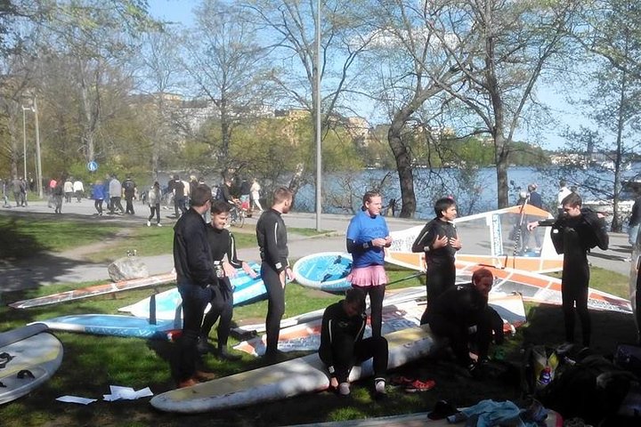 Beginner Day1 Dynamic Windsurfing Stockholm downtown