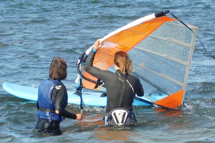 Beginner Day1 Dynamic Windsurfing Stockholm downtown