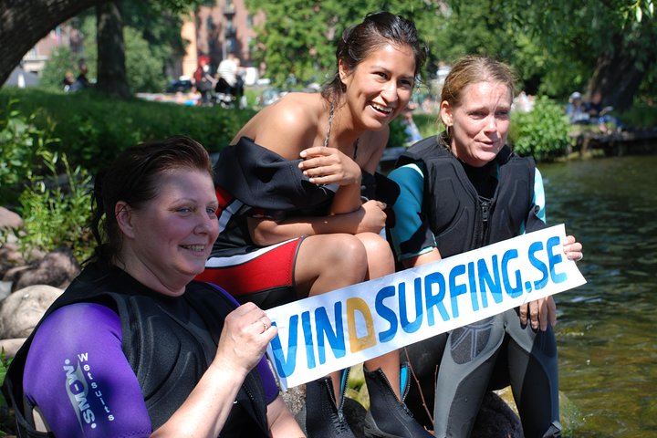 Beginner Day1 Dynamic Windsurfing Stockholm downtown