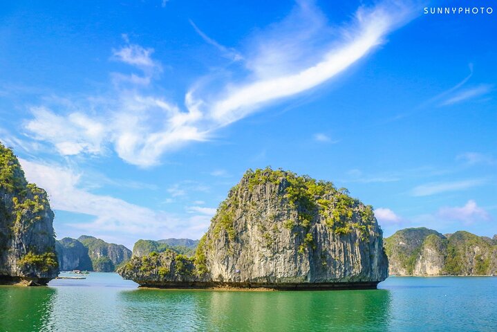 Experience the Best Lan Ha Bay Sunset Tour from CatBa Island