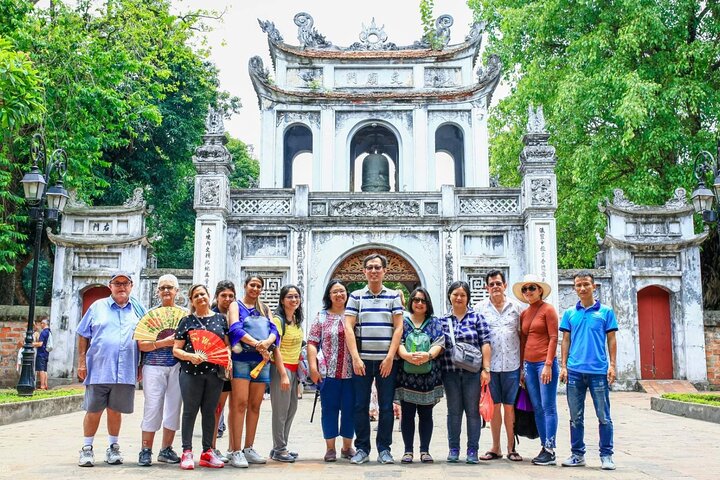 Best Of The North Vienam (Hanoi Sapa Halong Bay With 6 Day Group Tour)