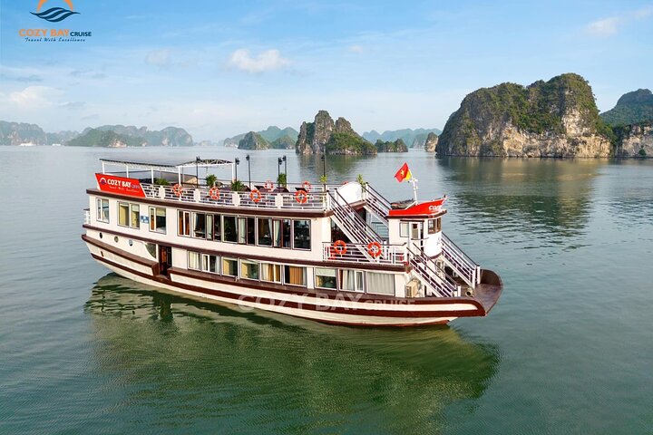 BEST SELLER - 2 Day/1 Night Overnight Cruise in Halong Bay