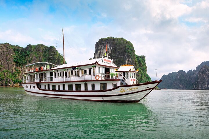 BEST SELLER - 2 Day/1 Night Overnight Cruise in Halong Bay