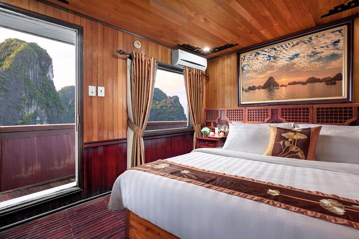 BEST SELLER - 2 Day/1 Night Overnight Cruise in Halong Bay