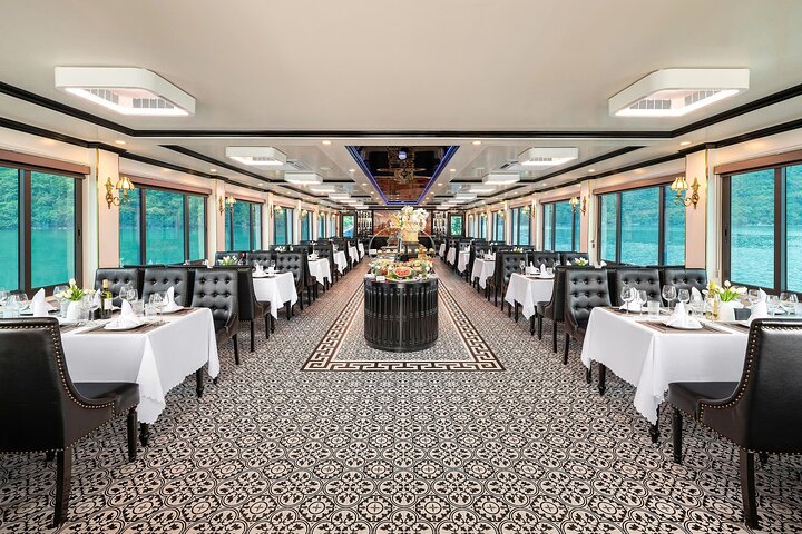 BEST SELLER Halong Bay 5 Star Day Cruise: Buffet, Kayak & Jacuzzi