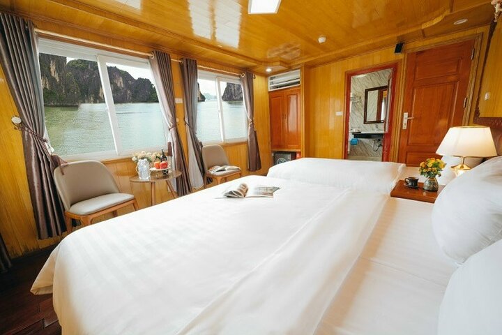 Boutique Private Boat into Lan Ha Bay & Viet Hai Village (3D2N Tour)