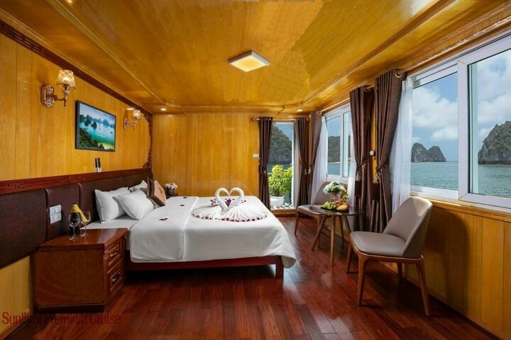 Boutique Private Boat into Lan Ha Bay & Viet Hai Village (3D2N Tour)