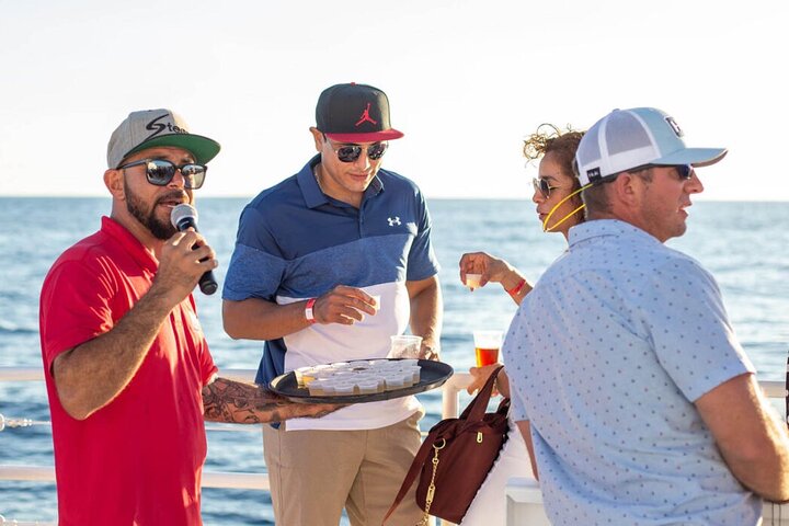 Cabo Mexican Sunset Cruise: Tacos, Margaritas & The Arch Combo