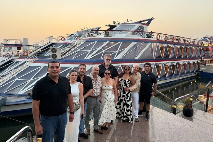 Cairo 5 Star Luxury Nile Dinner Cruise with VIP Experience