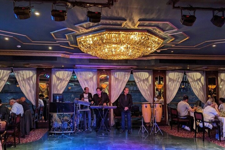Cairo 5 Star Luxury Nile Dinner Cruise with VIP Experience