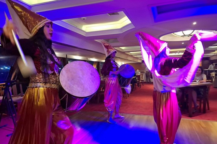 Cairo VIP Luxury Nile Dinner Cruise with Open Buffet, Live Shows