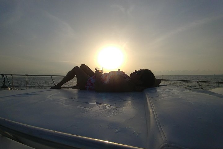 Cancun Yacht Charter to Isla Mujeres with Snorkeling -SR41H4