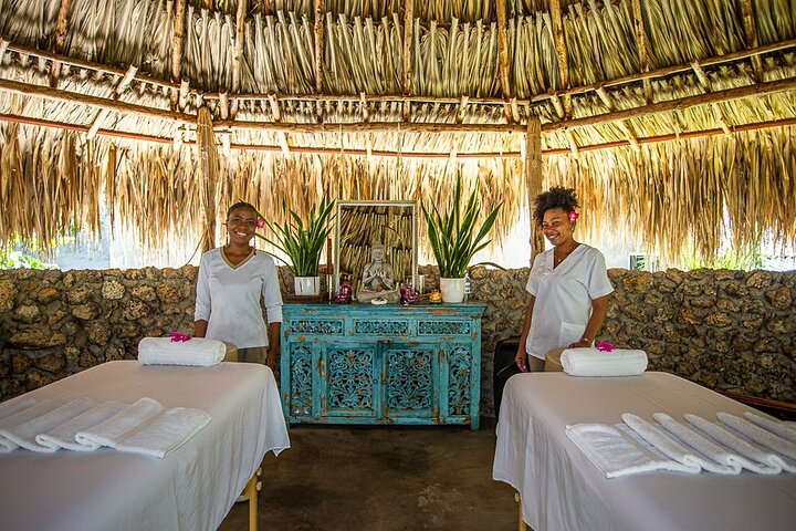 Cartagena Wellness Escape: Yoga, Massage & Beach Bliss