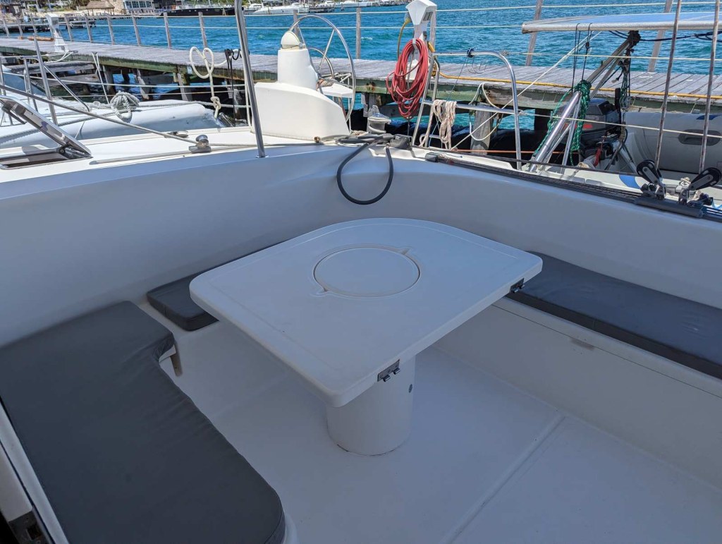 Catamaran 43 ft for a group, snorkel tour up to 20 people