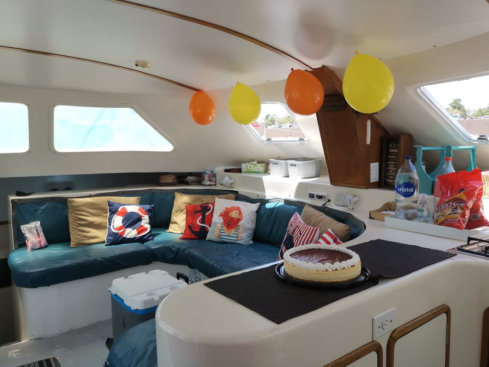 Catamaran for a family snorkel tour 38ft
