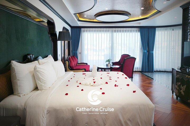Catherine Cruises – 2D1N Ha Long Bay 6-Star Luxury Tour