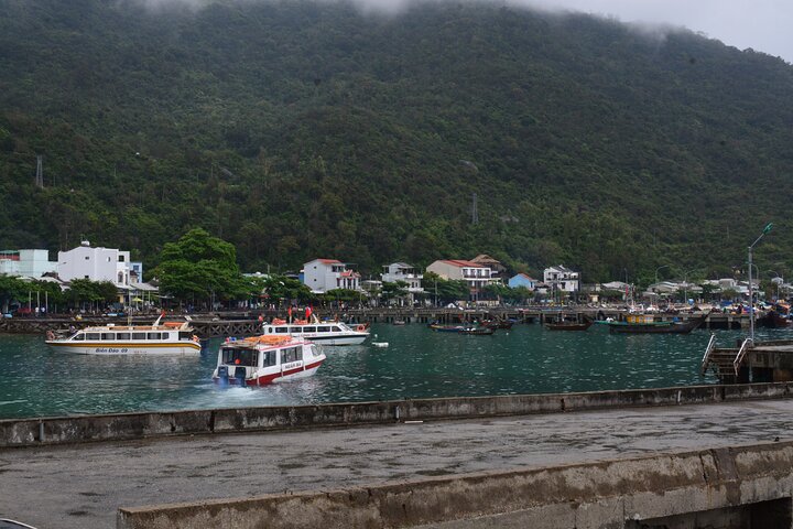 Cham Island Sightseeing Tour by Canoe and Snorkeling Optional
