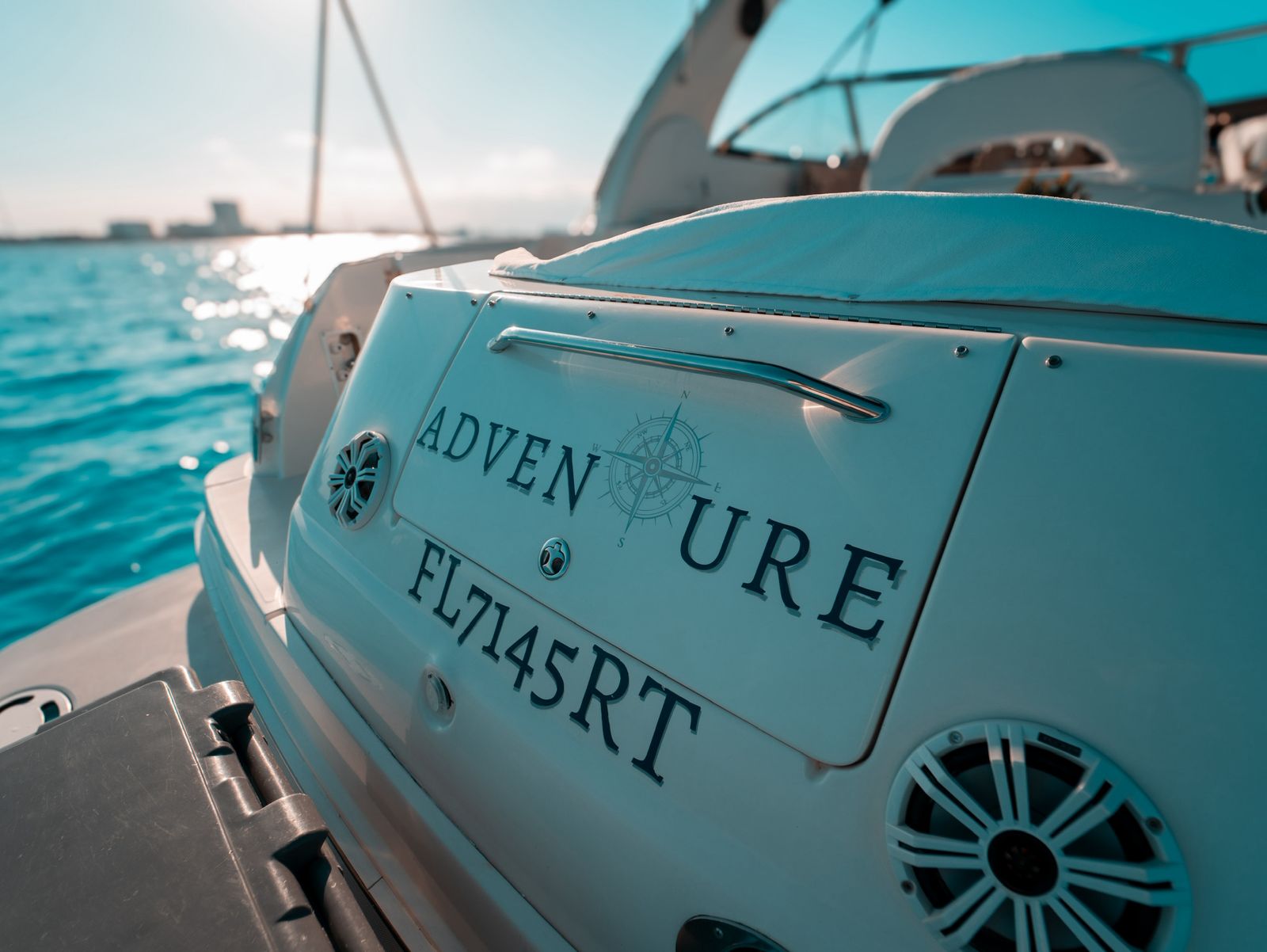 Charter a SeaRay 41 ft Sport Boat for Families and groups