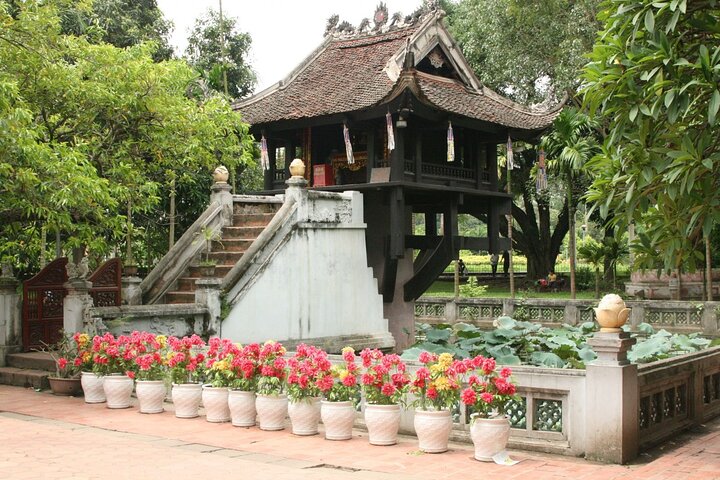 Combo Package Tour 4 Days : Hanoi Halong Bay and Ninh Binh