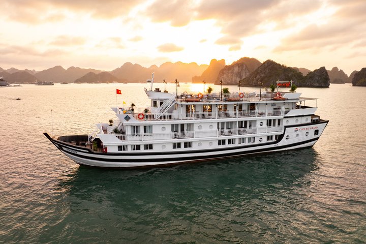 Cozy Bay Grand Halong Bay Overnight Boutique Cruise 2days/1night