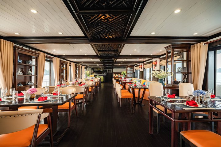 Cozy Bay Grand Halong Bay Overnight Boutique Cruise 2days/1night
