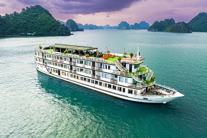 Crown Legend Cruise (4 Star Cruise Recommended 2 Day 1 Night)