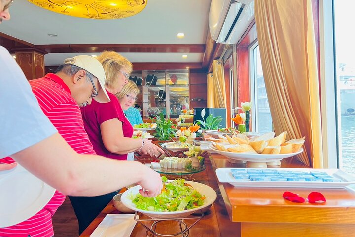 Crown Legend Cruise (4 Star Cruise Recommended 2 Day 1 Night)