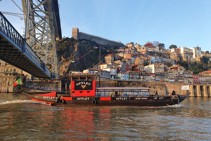 Day Private Yacht Cruise From Porto to Douro Valley