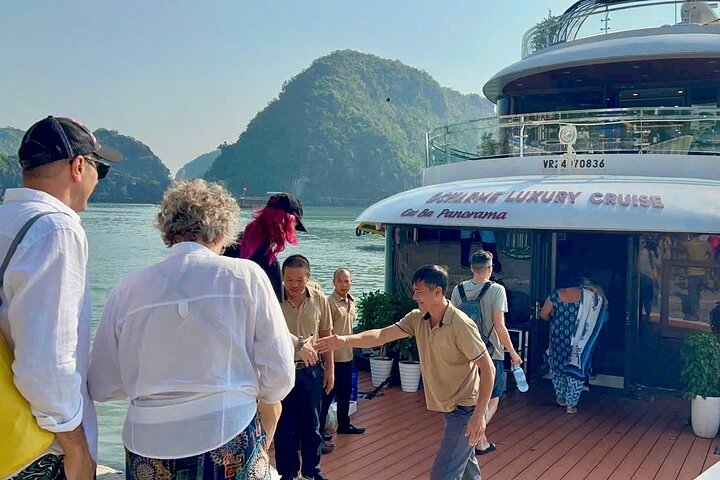 D'Charme Luxury Day Cruise Discover the Magic of Lan Ha Bay