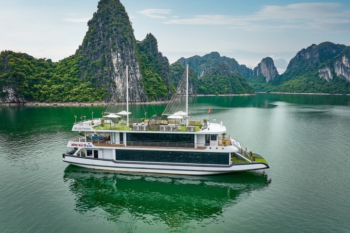 DELUXE Halong Cruise 1 Day Tour From Hanoi - Daily Operated