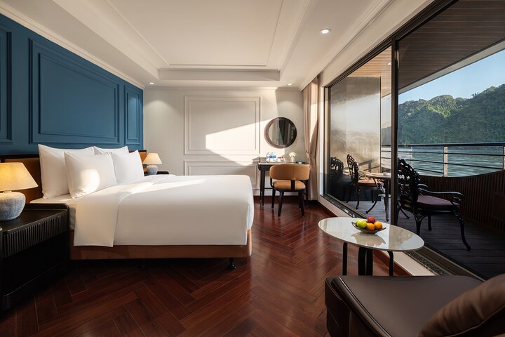 Luxury Diana Cruise 5-Star: Explore Ha Long Bay 2 Days 1 Night