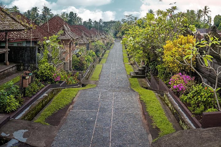 Discover Balinese Mystic & Death Ritual in Bali