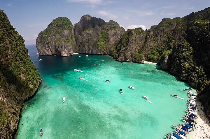Maya Bay, Phi Phi Ley