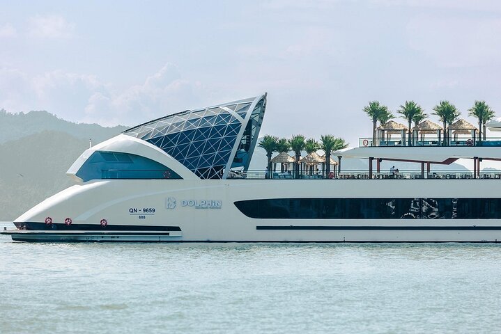 Dolphin Day Cruise – The Ultimate Modern Luxury on Halong Bay