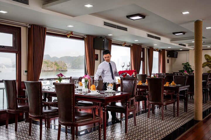Luxury Dora Cruise 3 Days Explore Halong Bay Lan Ha Bay Private Balcony