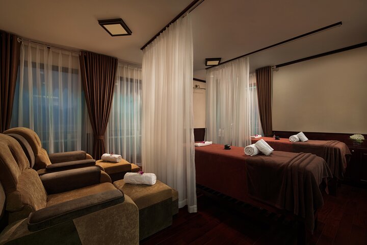 Luxury Dora Cruise 3 Days Explore Halong Bay Lan Ha Bay Private Balcony