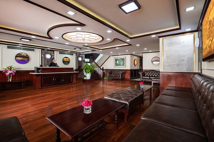 Dora Cruise - Luxury 5 Star Cruise in Ha Long Bay-Lan Ha Bay (2D1N )