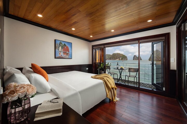 Dragon Bay Cruise - Luxury 2 Days Cruise to Halong Bay from Hanoi