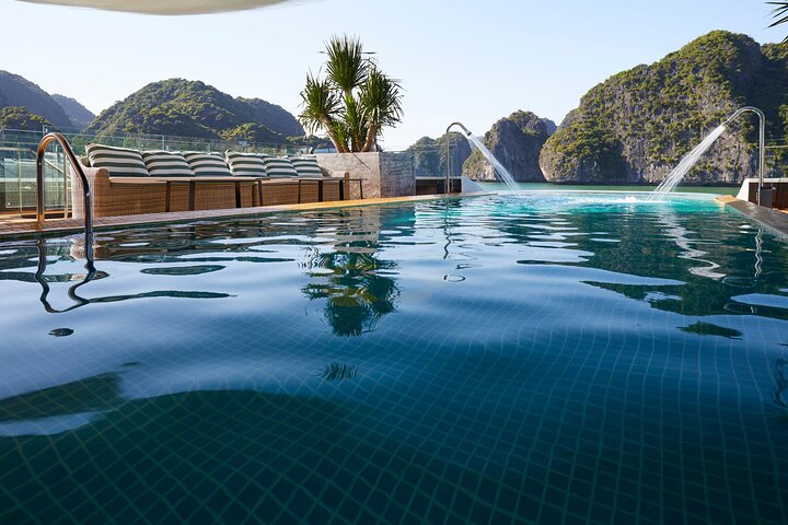 Elite of The Seas - 4 Days Unique Experience Cruise on Halong Bay & Lan Ha Bay