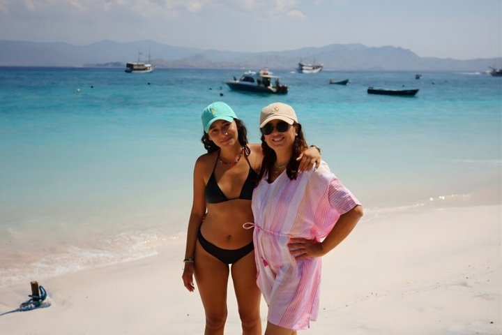 Exclusive Speed Boat Group Tour: One Day to Komodo Island