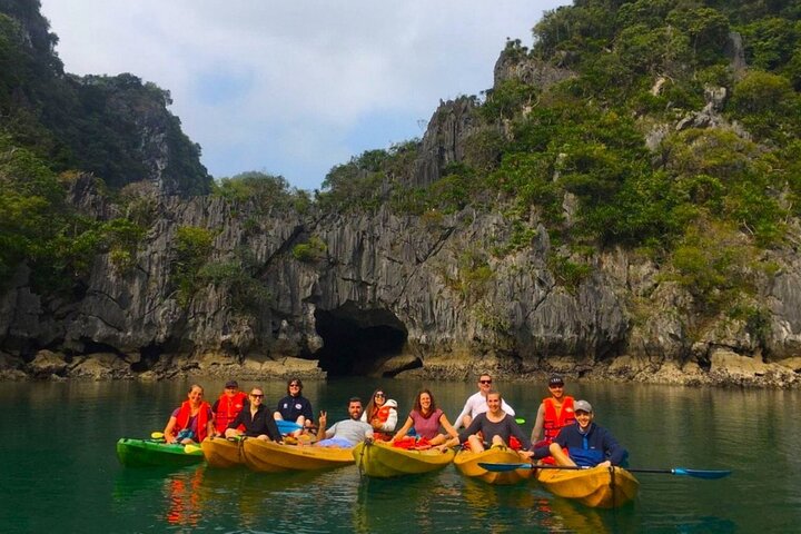 From CatBa, Lan Ha Bay Full-Day Boat Trip-Meals, Kayaking, Biking