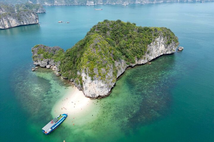 From CatBa, Lan Ha Bay Full-Day Boat Trip-Meals, Kayaking, Biking