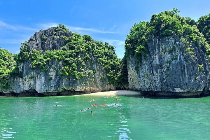From CatBa, Lan Ha Bay Full-Day Boat Trip-Meals, Kayaking, Biking